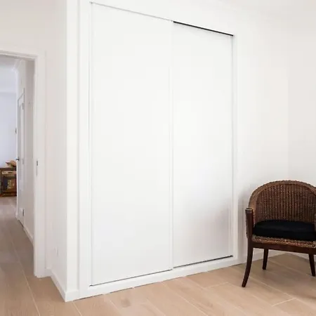 Beautiful Newly Renovated In 2024 On Portuguese *