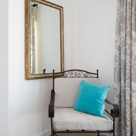 Beautiful Newly Renovated In 2024 On Portuguese Villa