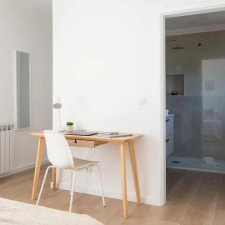 Beautiful Newly Renovated In 2024 On Portuguese Vila Amoreira (Leiria)