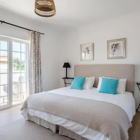 Beautiful Newly Renovated In 2024 On Portuguese * Amoreira (Leiria)