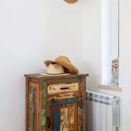 Beautiful Newly Renovated In 2024 On Portuguese Villa