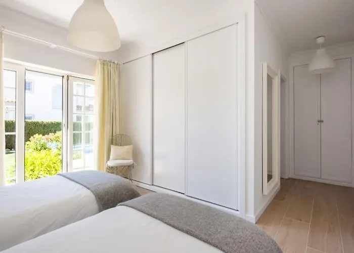 Beautiful Newly Renovated In 2024 On Portuguese