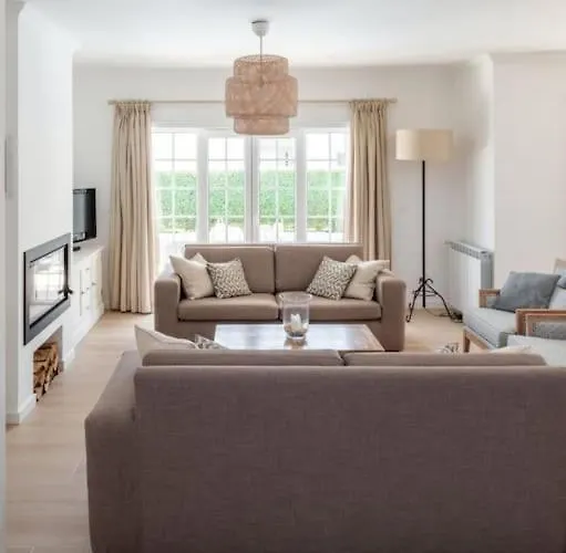 Beautiful Newly Renovated In 2024 On Portuguese * Amoreira